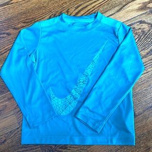 Nike boys Dri fit long sleeve size 4XS